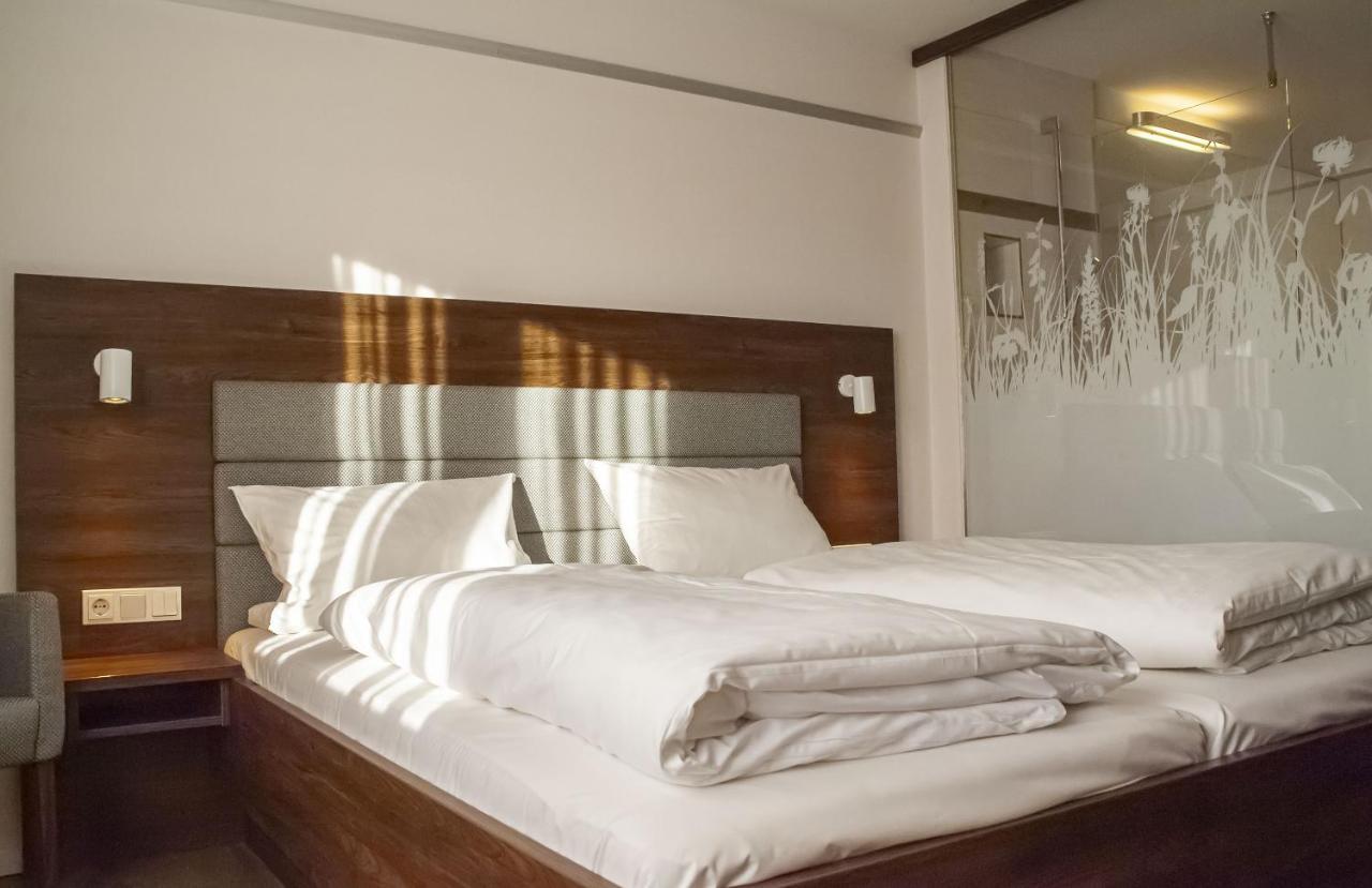 Hotel-Gasthof Krone Greding Kültér fotó