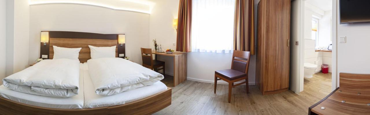 Hotel-Gasthof Krone Greding Kültér fotó