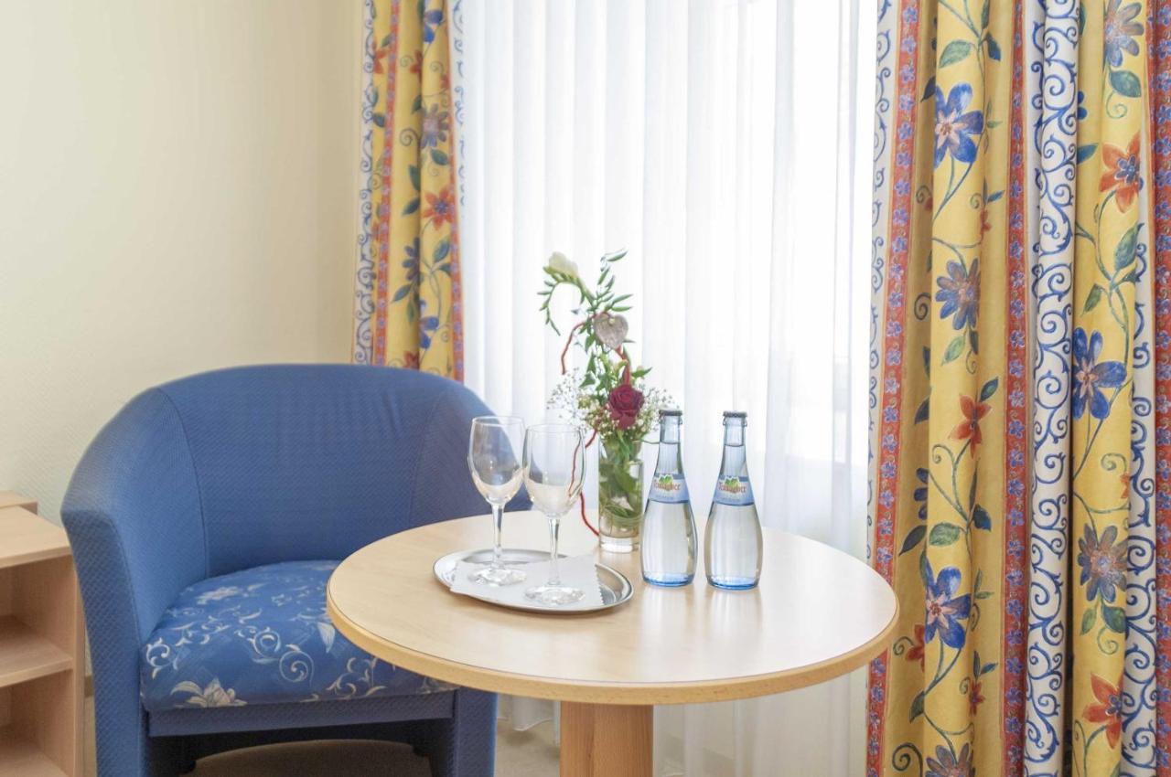 Hotel-Gasthof Krone Greding Kültér fotó